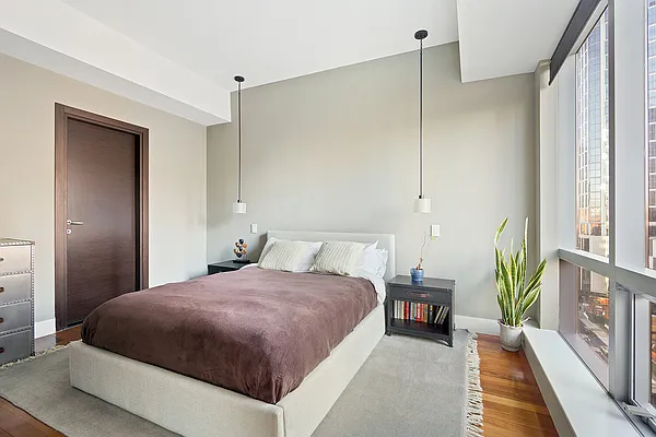 Rented by Compass | media 22