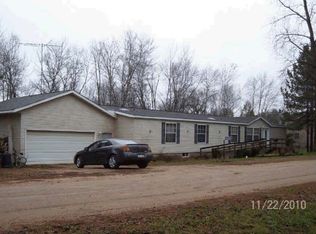 W13086 Rasmussen Ln, Caroline, WI 54928
