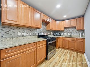 72 Mermont Cir, Darby, PA 19023