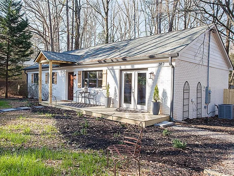 387 Michael Dr — Photo 40
