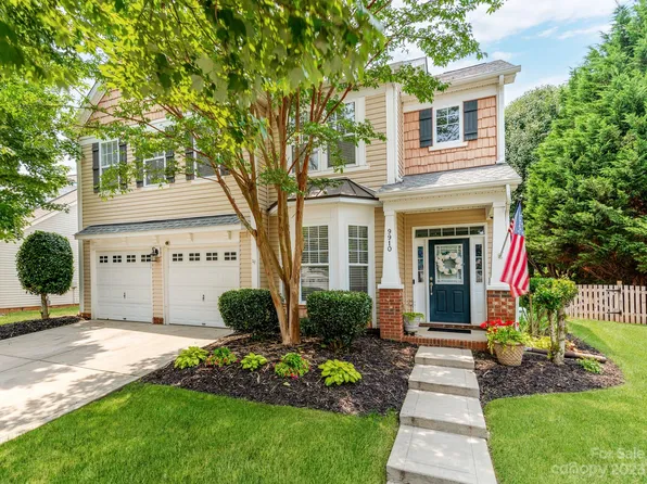 9910 Shellview Ln, Charlotte, NC 28214