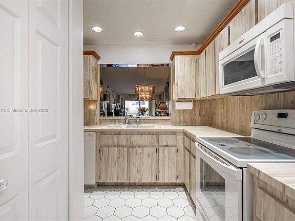 3rd image of 9087 NW 45th St #9087