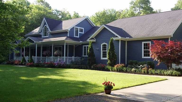 1st image of 3255 Gary Dr