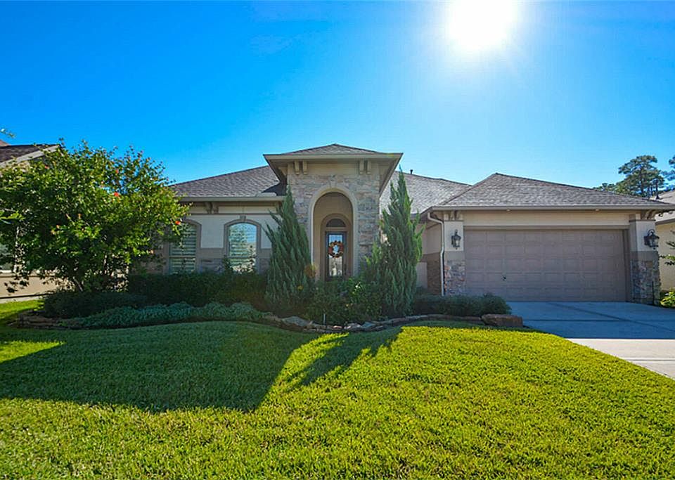1st image of 16035 Comal Bend Ln