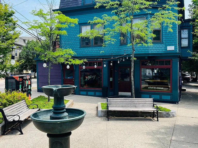 20 Luongo Sq — Photo 1