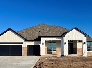 4046 Great Redwood Rd, Newcastle, OK 73065