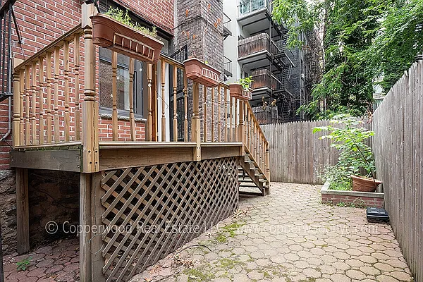 Rented by Copperwood Real Estate | media 9