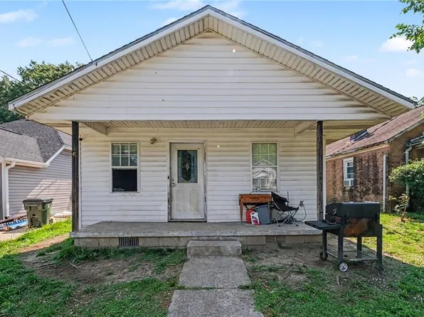437 Fulton St, Burlington, NC 27217