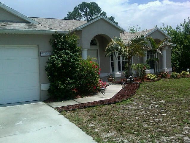 1st image of 2573 SW Dania St