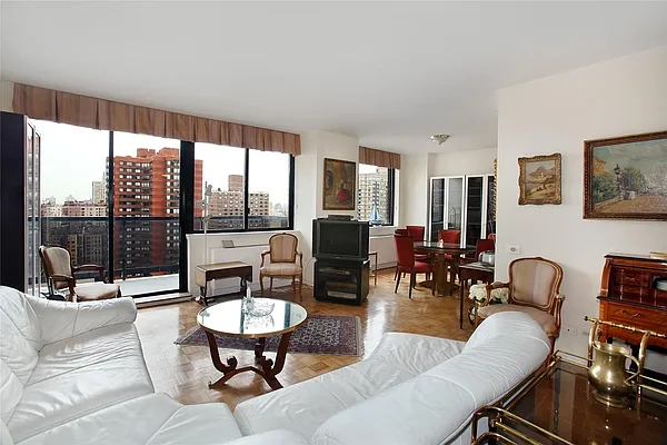 Sold by Douglas Elliman | media 13