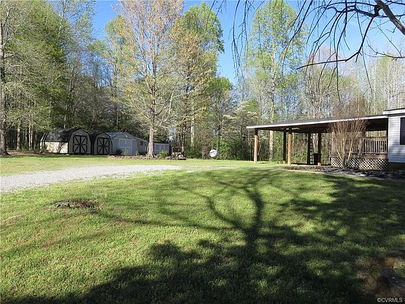 4th image of 16210 Armadillo Ln
