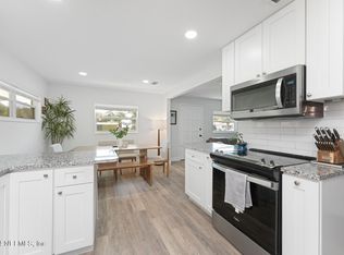 400 Driftwood Rd, Neptune Beach, FL 32266