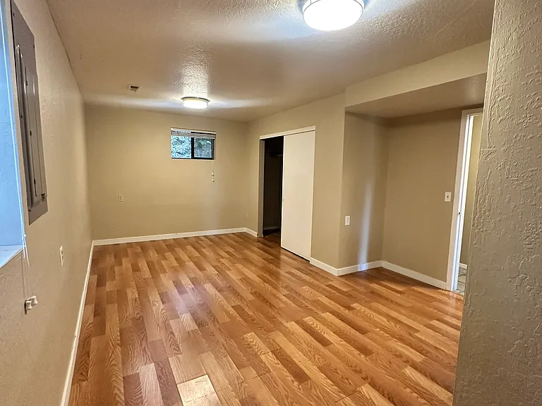 995 E Loch Maree Dr — Photo 3