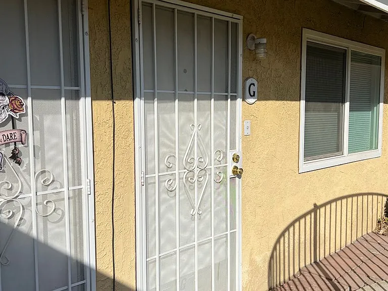 4236 Columbus St — Photo 2
