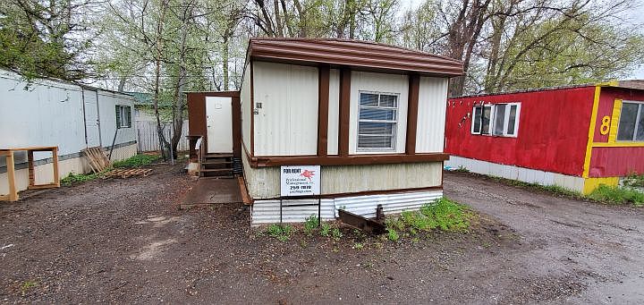 1st image of 716 N 15th St Trailer 10