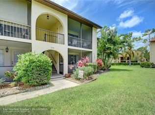 330 Knotty Pine Cir APT B-1, Greenacres, FL 33463