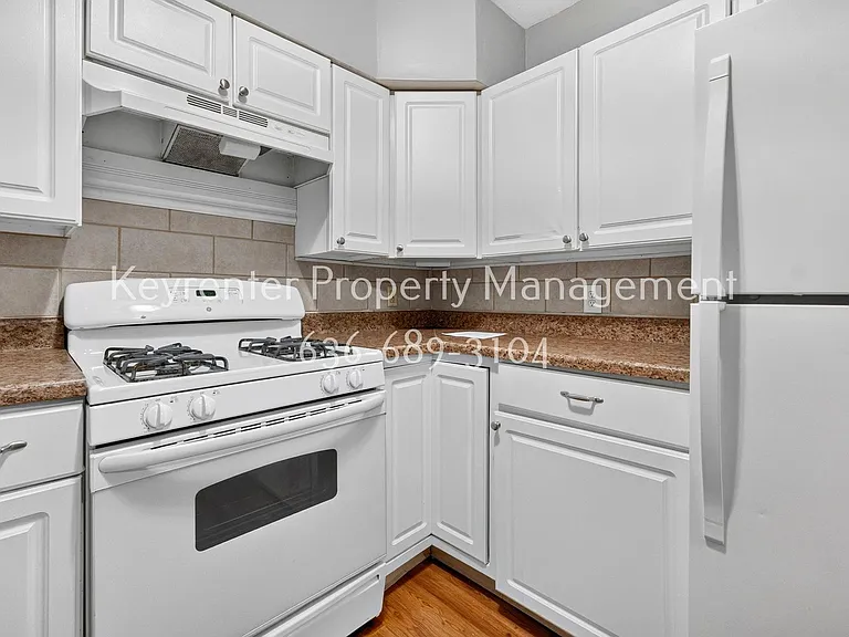 7405 Olian Dr — Photo 5
