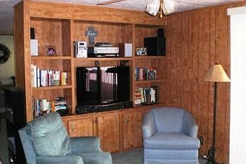 Built-in media/book case
