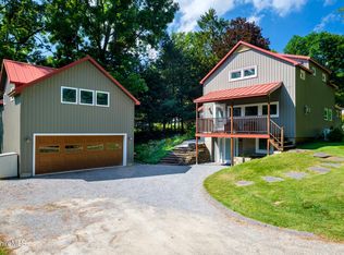 17 Bryant St, Williamstown, MA 01267