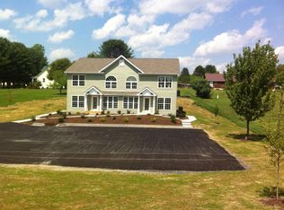 139 Stone House Rd APT D, Lewisburg, WV 24901