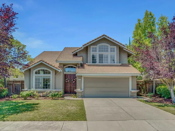 35 Sierra Ridge Ct, Danville, CA 94506