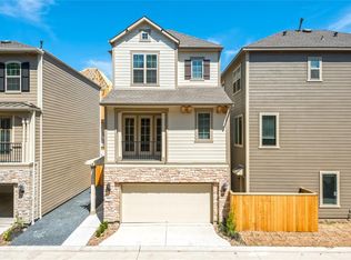 11010 Clover Hollow Ln, Houston, TX 77043