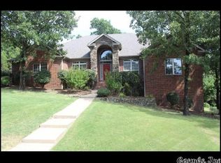 1901 Wellington Woods Dr, Little Rock, AR 72211
