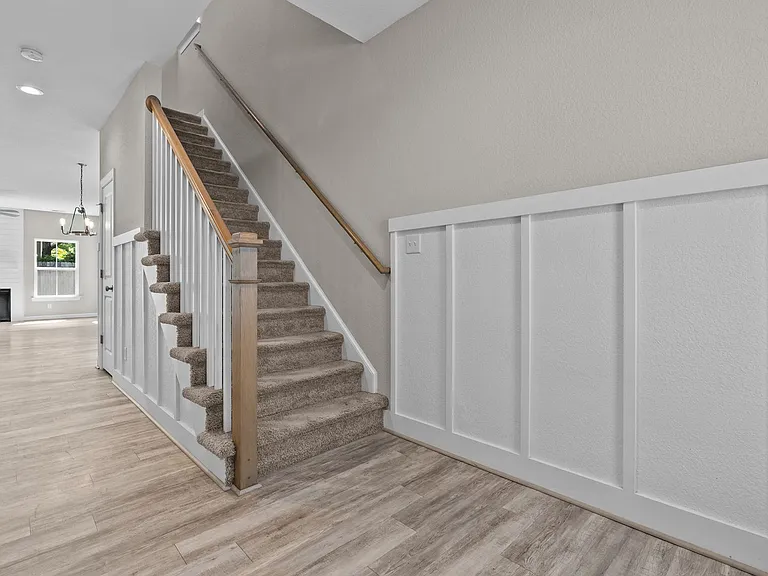104 S Palm Ave — Photo 33