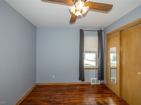 5th image of 157 Flora Dr