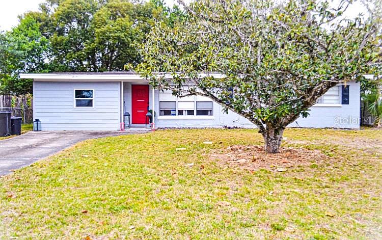 1st image of 817 Cherokee Cir