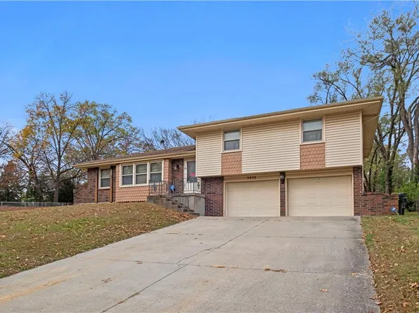 2812 N Francis Ave, Leavenworth, KS 66048