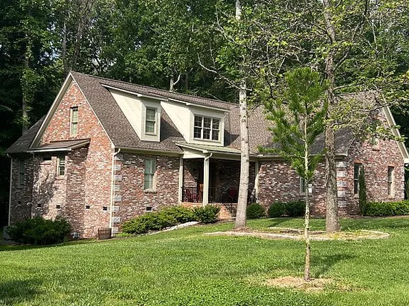 7327 Crush Ct, New Kent, VA 23124