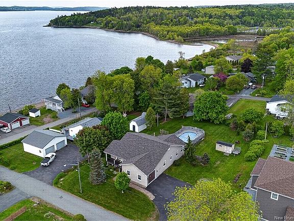 4th image of 8 Harris Rd