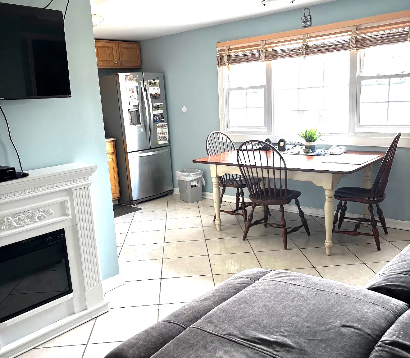 2 bed, 800 sqft, $2,300 — Photo 1