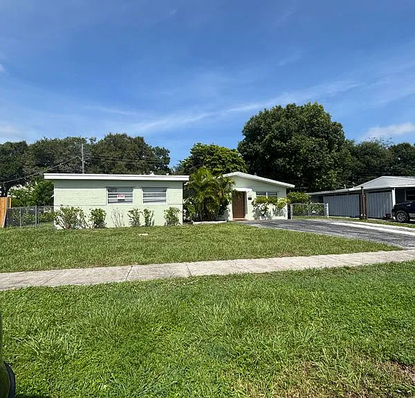 9100 Bamboo Dr — Photo 11