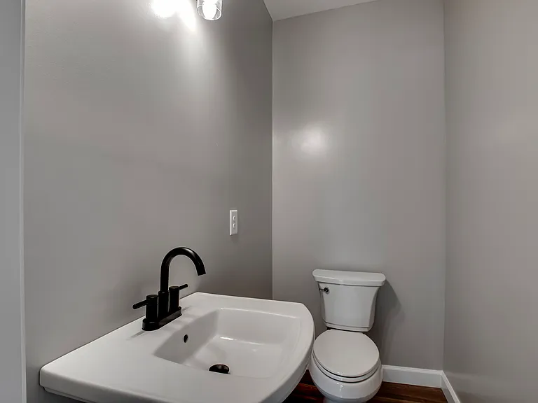 327 Ohio Ave #327 — Photo 3