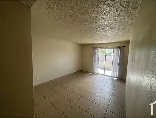 2 bed, 850 sqft, $1,199 — Photo 3
