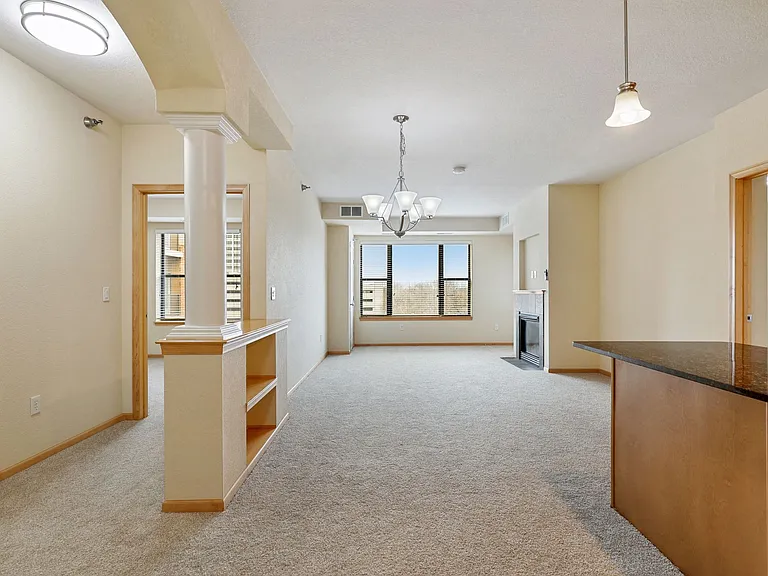 1155 Ford Rd — Photo 32