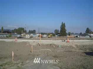 211 Butte Ave S, Pacific, WA