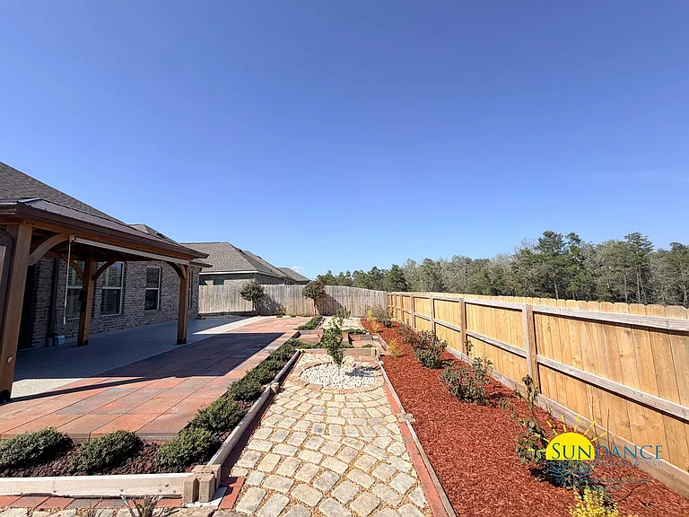 215 Hydrangea Blvd — Photo 13