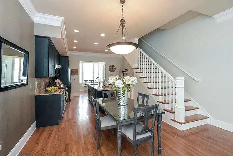 426 Bill Kennedy Way SE — Photo 4