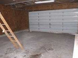 1790 Sun Valley Dr, Batesville, AR 72501