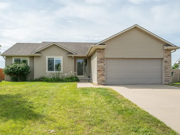 3100 SE Weatherstone St, Grimes, IA 50111
