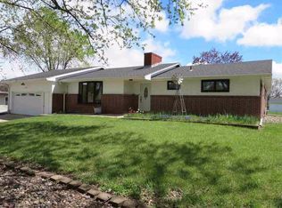 740 7th St, Adams, NE 68301