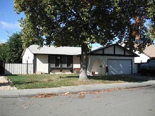 1438 Saybrook Rd photo 1