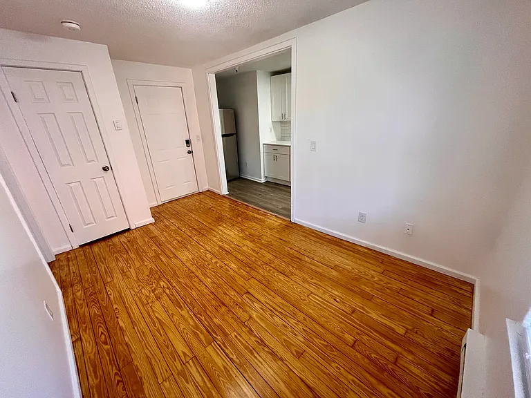 88 Chestnut St #2R — Photo 9