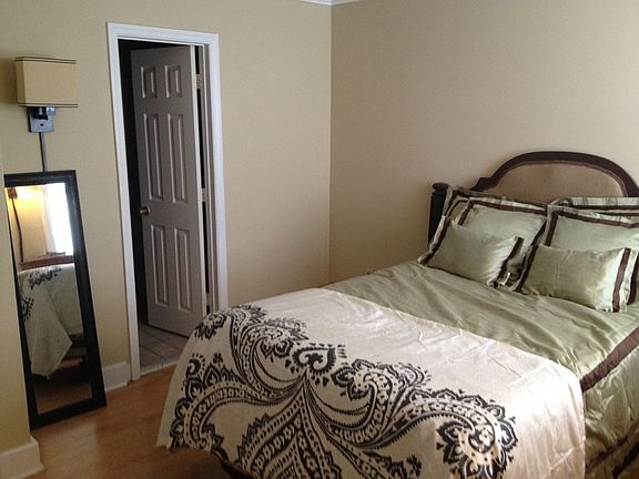 Partially Furnished Room