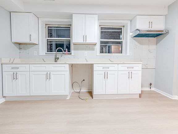 5th image of 2625 S Union Ave #2F