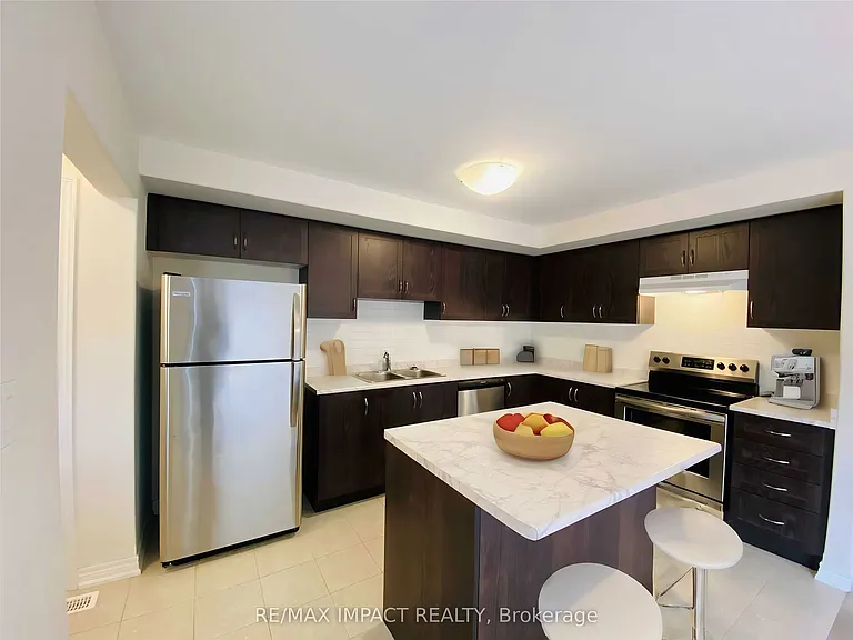 867 Broadway Blvd — Photo 6