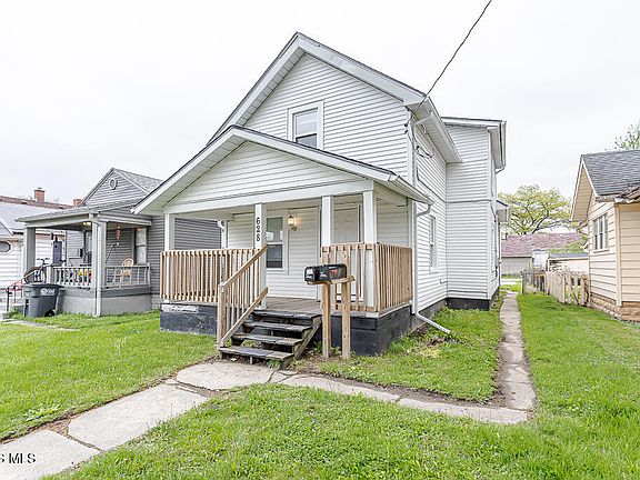 4th image of 628 Evesham Ave